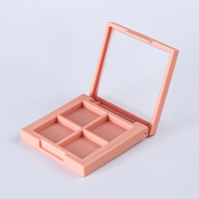 Paleta compacta de sombras de ojos de 4 colores en oro rosa